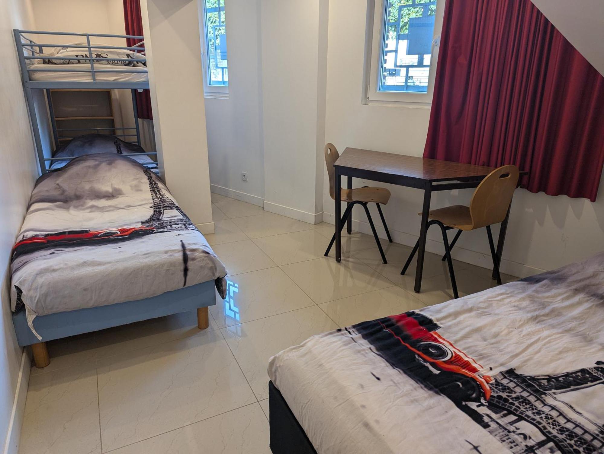 Апартаменти House 20 Min From Paris By Metro, Free Parking Кретей Номер фото